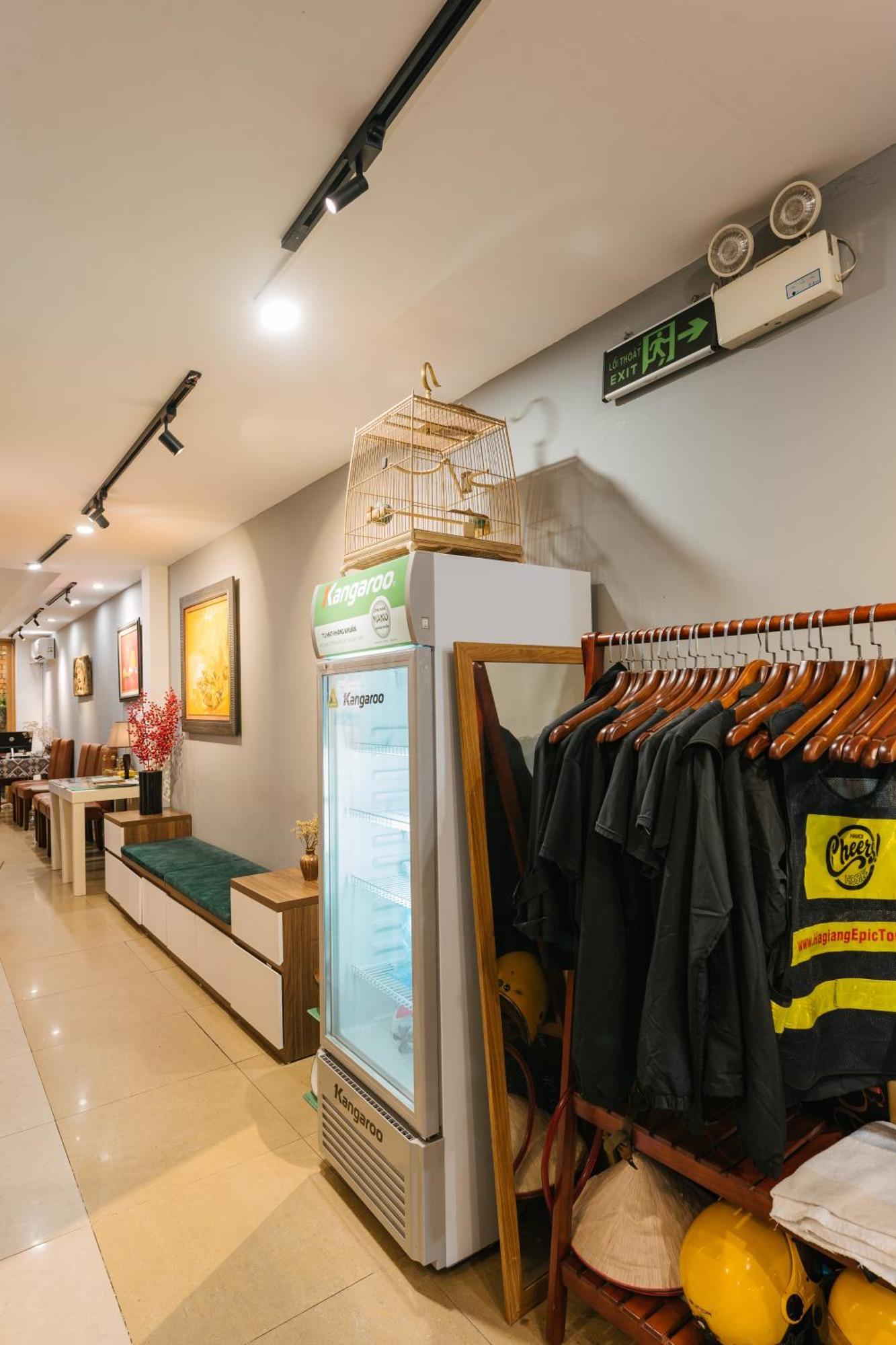 Cheers Hostel 하노이 외부 사진