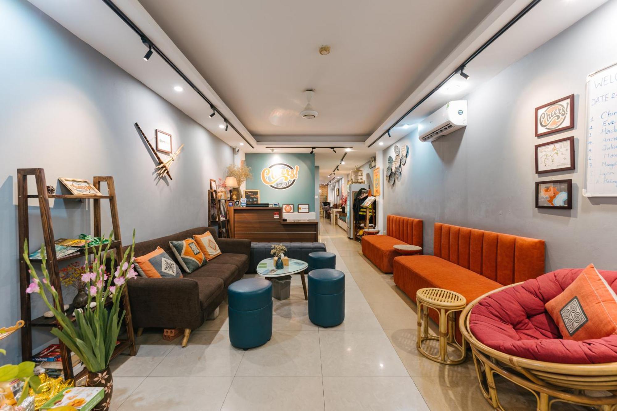 Cheers Hostel 하노이 외부 사진